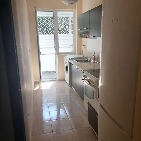 Apartmán Прекрасен Апартамент В Бургас *